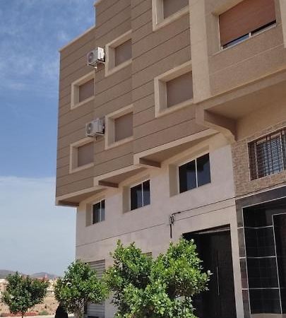 Logement Familial 2 Selouane Esterno foto